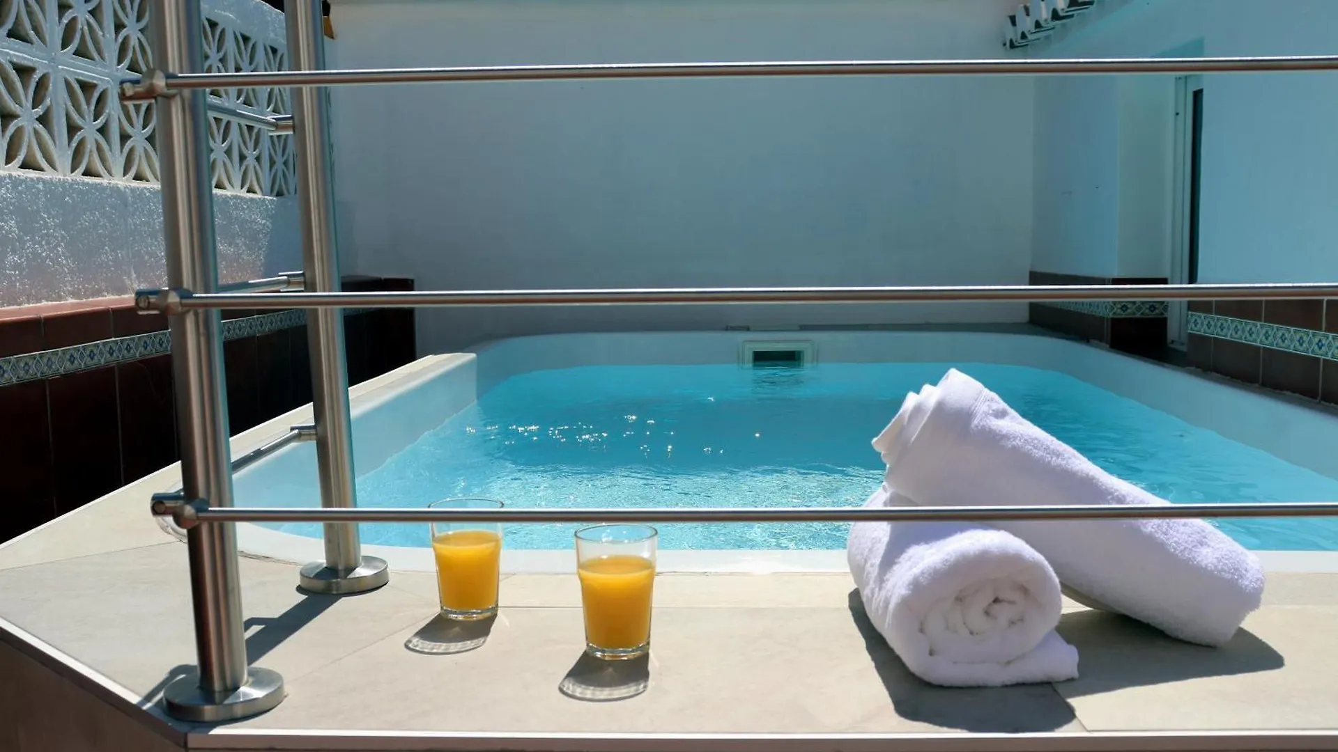 Nerja Casa Zuloaga Holidays Piscina Y Playa Villa Spanyolország